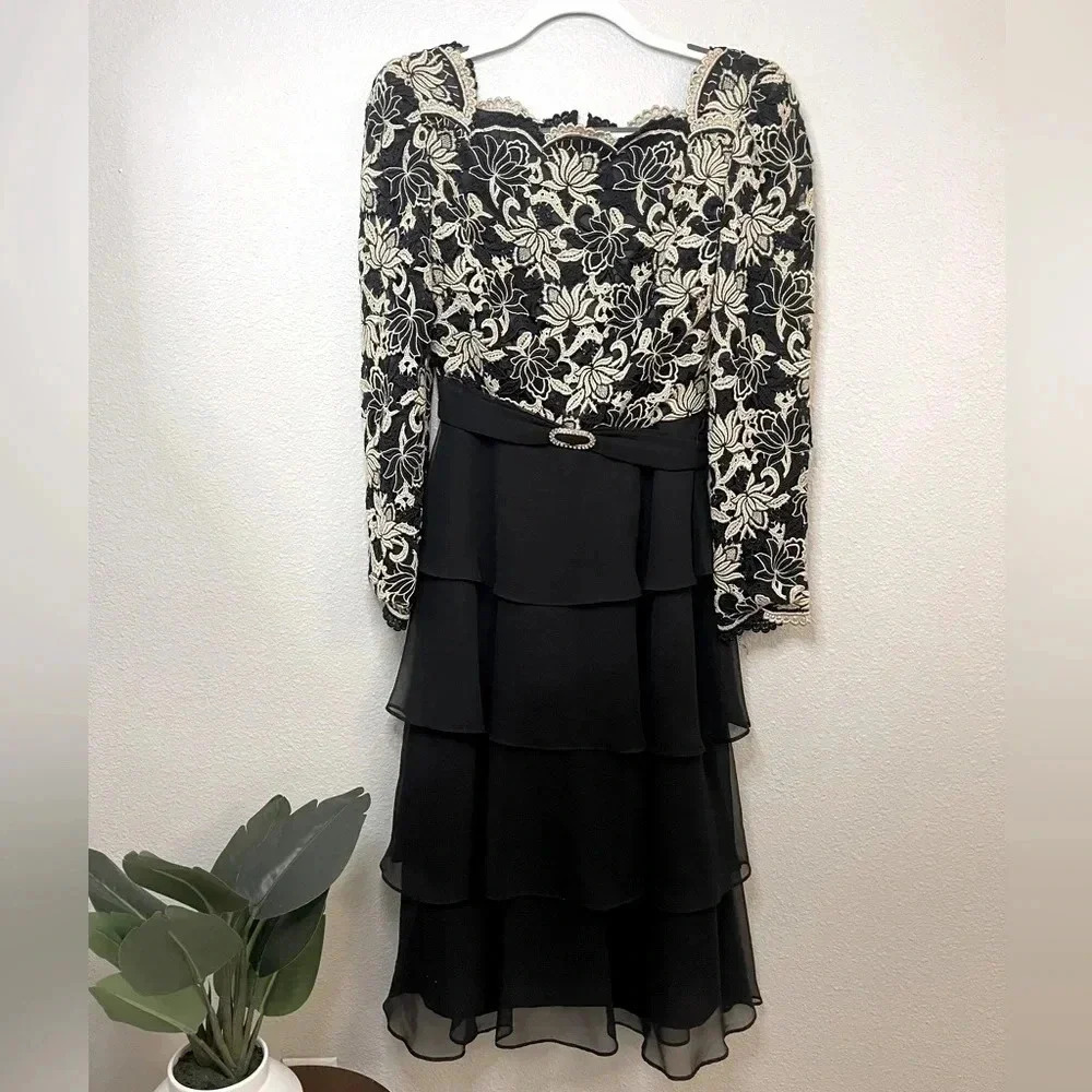 ☀️Vintage George F Couture Dress
